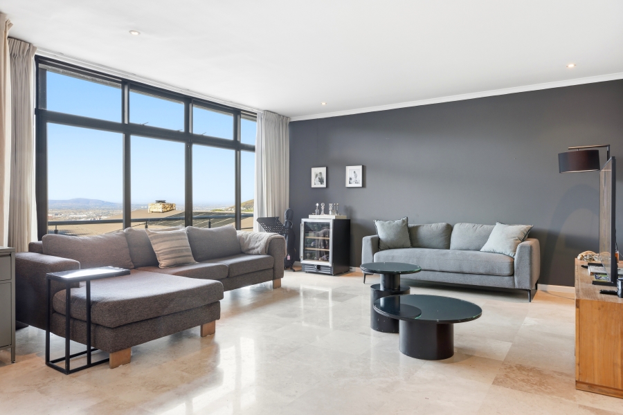 3 Bedroom Property for Sale in Higgovale Western Cape